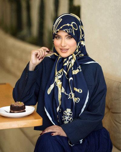 روسری توییل ابریشم سورمه ای طلایی