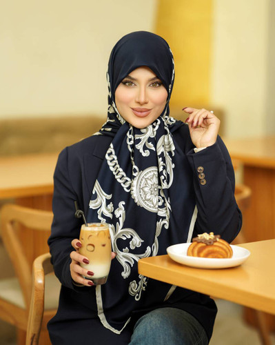 روسری ابریشم توییل سورمه ای نقره ای