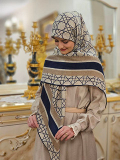 روسری نخ پنبه سیا اسکارف سورمه ای کرم