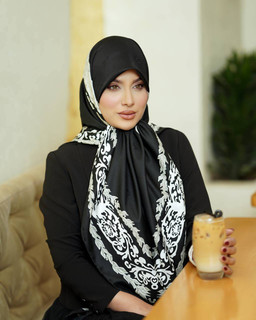 روسری ابریشم ژاکارد مشکی سفید