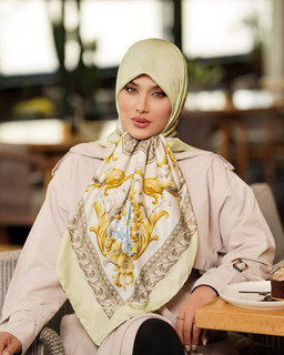 روسری ابریشم سبز پاستلی