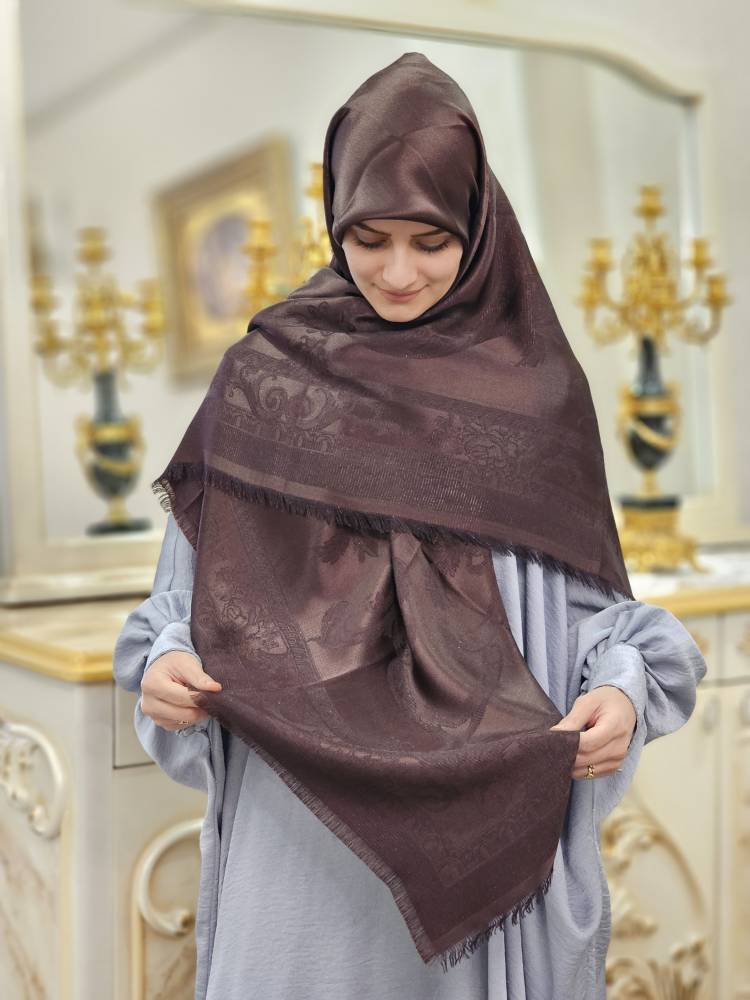 روسری لمه دار رنگ موکا