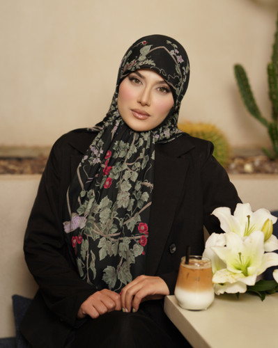 روسری نخ وال مشکی طرح گنجشک