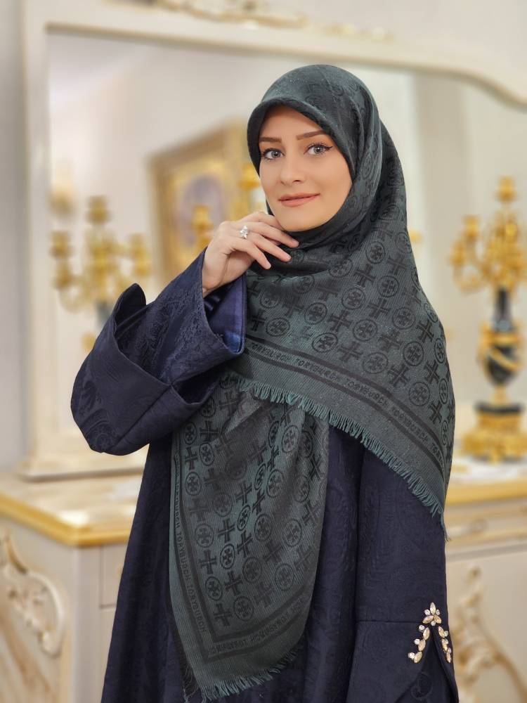 روسری لمه دار رنگ سبز مشکی سایز ۱۲۰
