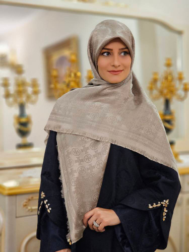 روسری لمه دار رنگ کرم سایز ۱۲۰