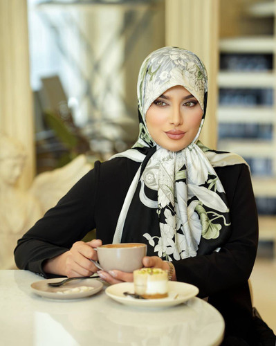 روسری ابریشم ژاکارد مشکی