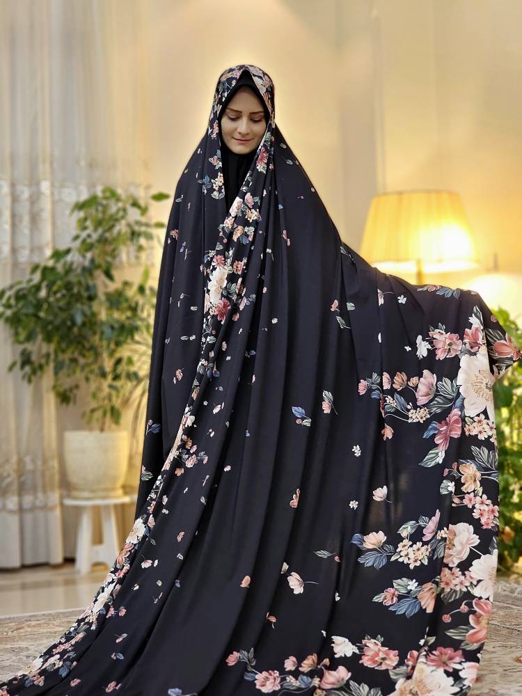 چادر مجلسی گل بهاری رنگ مشکی