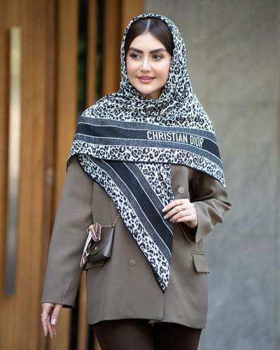 روسری نخی سفید مشکی پلنگی