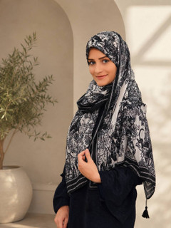 شال نخی سفید مشکی
