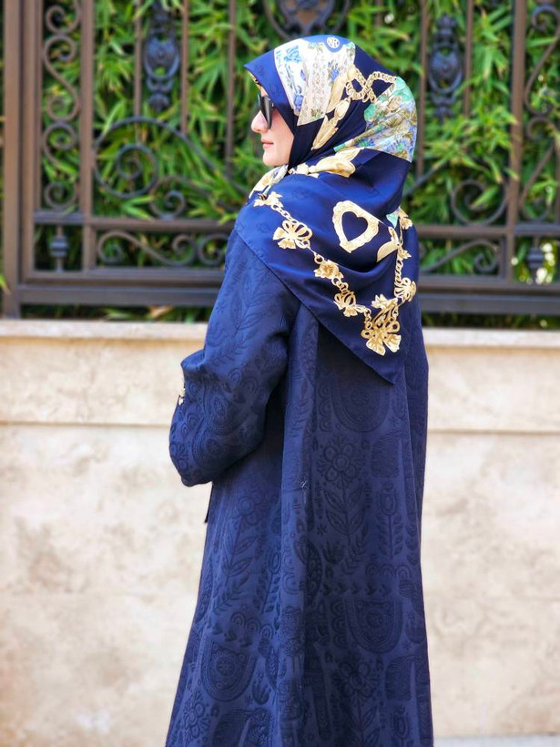 روسری ابریشم ژاکارد دیور مشکی سایز ۱۳۰