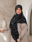 روسری نخی ویسکوز مشکی وارداتی دستدوز قواره ۱۳۰