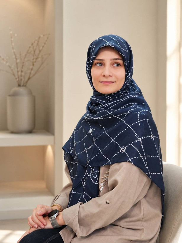 روسری نخی ویسکوز سرمهای قواره ۱۳۰