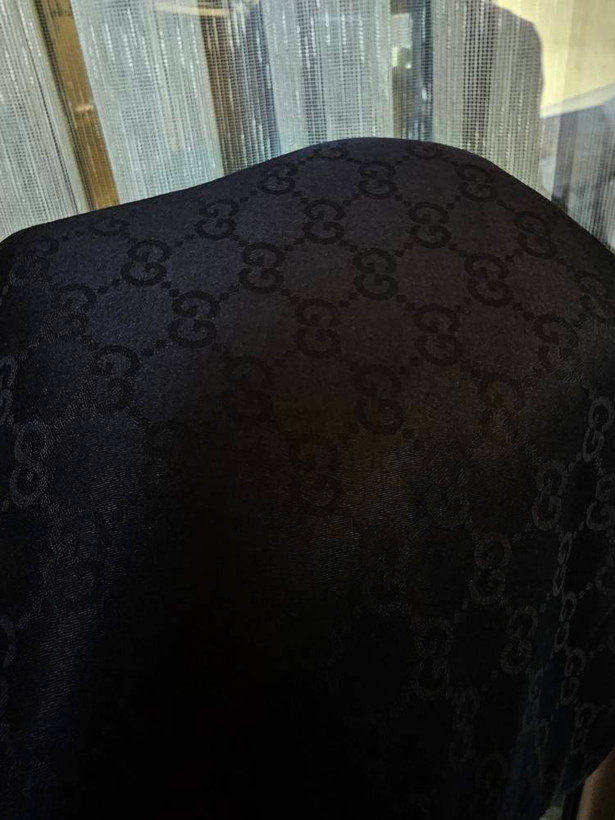 روسری نخی چهارفصل ژاکارد مشکی