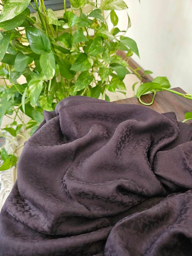روسری قهوه ای موکا چهارفصل نخی ژاکارد سایز ۱۴۰ دورو