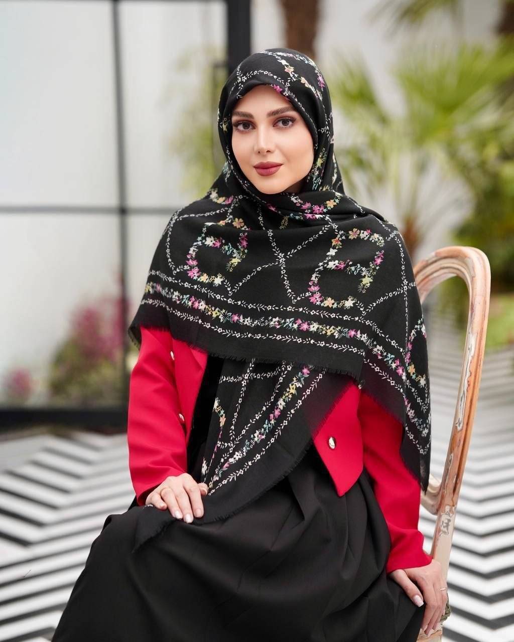 روسری نخی سیا اسکارف وارداتی سایز ۱۳۰