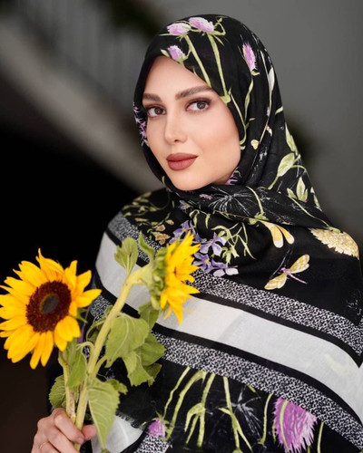 روسری نخی سیا اسکارف وارداتی سایز ۱۳۰