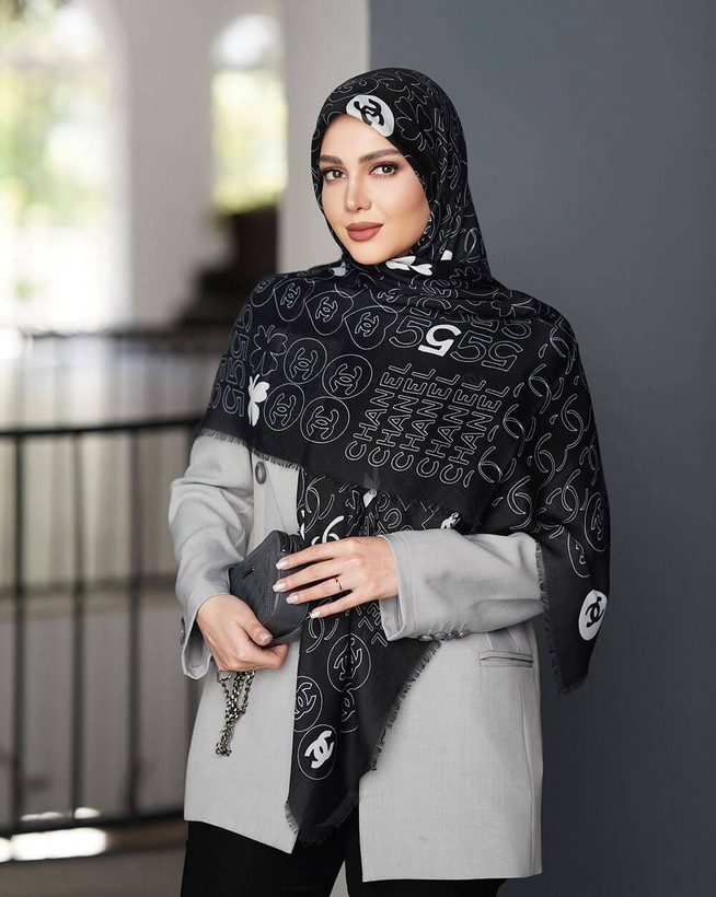 روسری نخی یونیک وارداتی سایز ۱۴۰ دورو