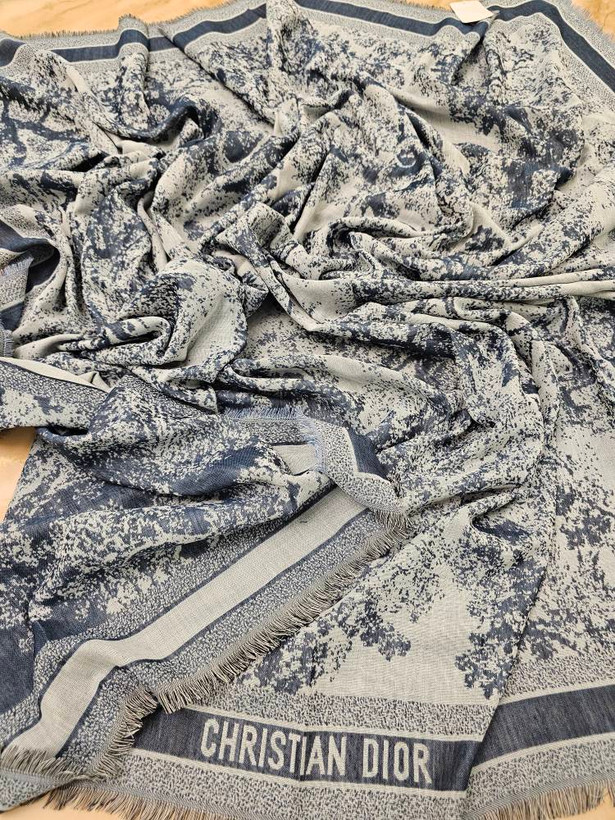 روسری کشمیر وارداتی لطیف سایز ۱۴۰ دورو دیور جنگل رنگ آبی