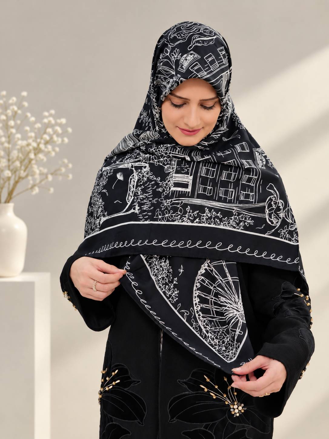 روسری ابریشم ژاکارد مشکی سفید وارداتی سایز ۱۴۰