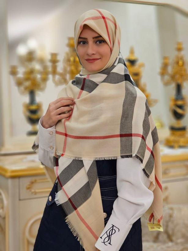 روسری نخی کشمیر کرم وارداتی باربری سایز ۱۴۰