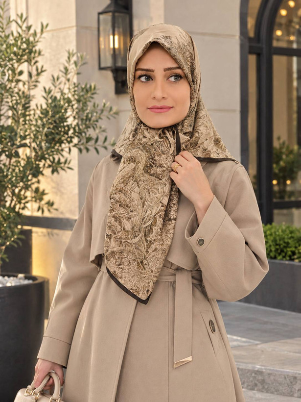 روسری ابریشم کیفیت مستر وارداتی سایز ۹۰