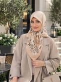 روسری ابریشم کیفیت مستر وارداتی سایز ۹۰ رنگ کرم
