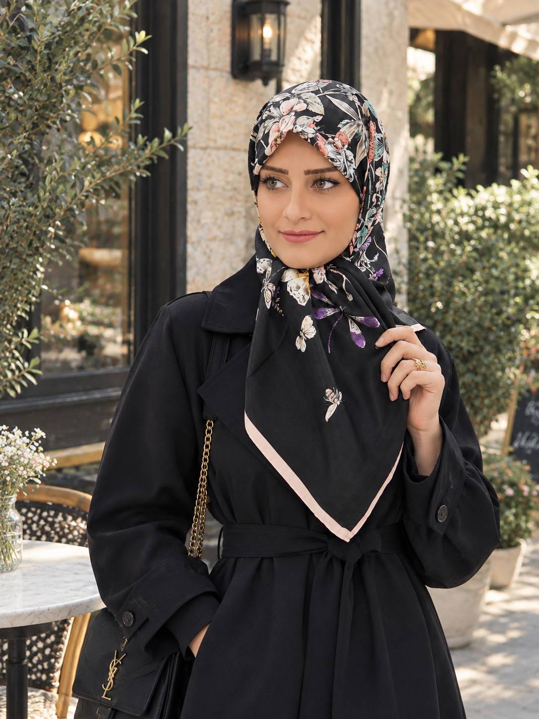 روسری ابریشم کیفیت مستر وارداتی سایز ۹۰ مشکی